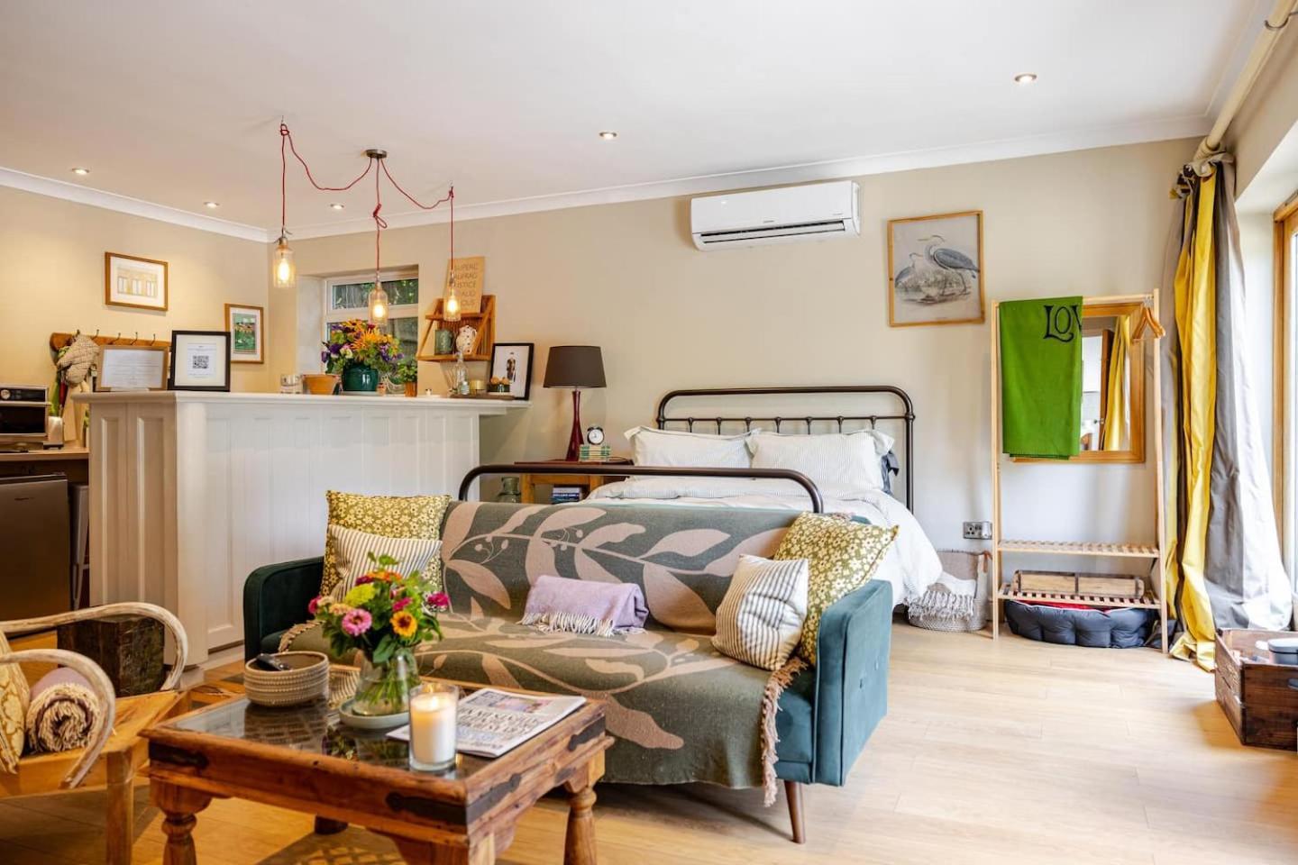 Granby Estate The Old Pool House Apartment Bradford-On-Avon Bagian luar foto